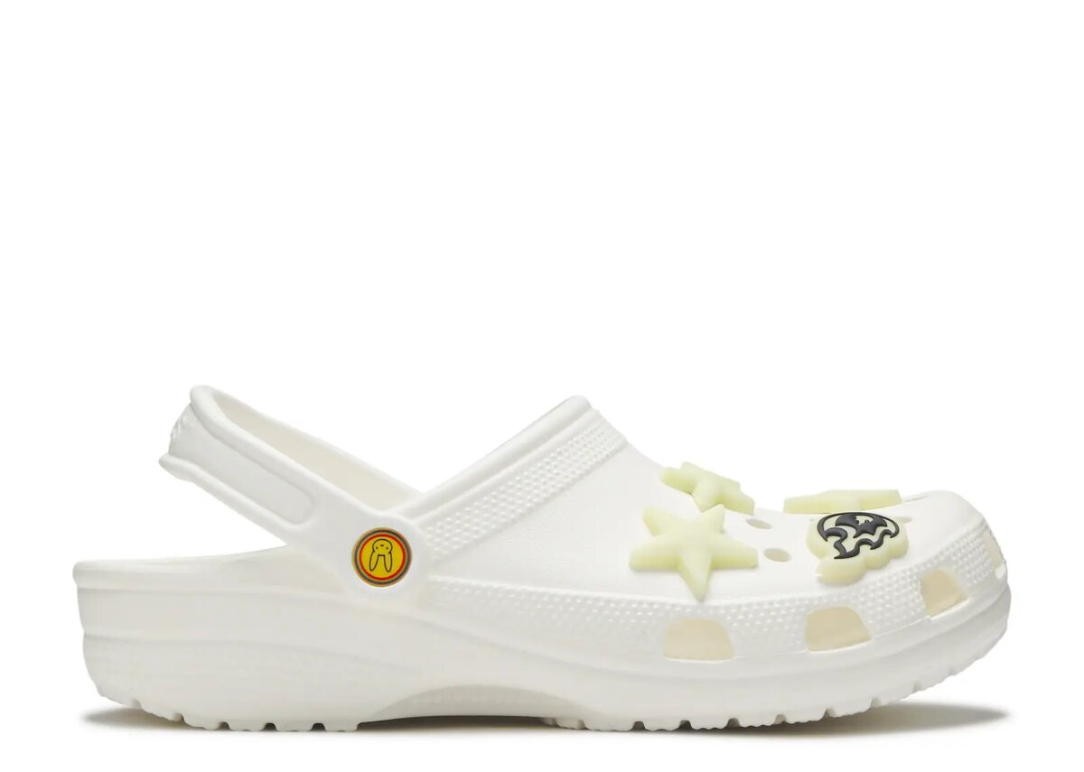 Bad Bunny x Classic Clog ‘Glow In The Dark’ Bad Bunny x Classic Clog ‘Glow In The Dark’