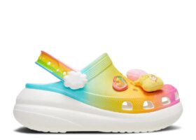 Care Bears x Wmns Crush Clog ‘Rainbow’