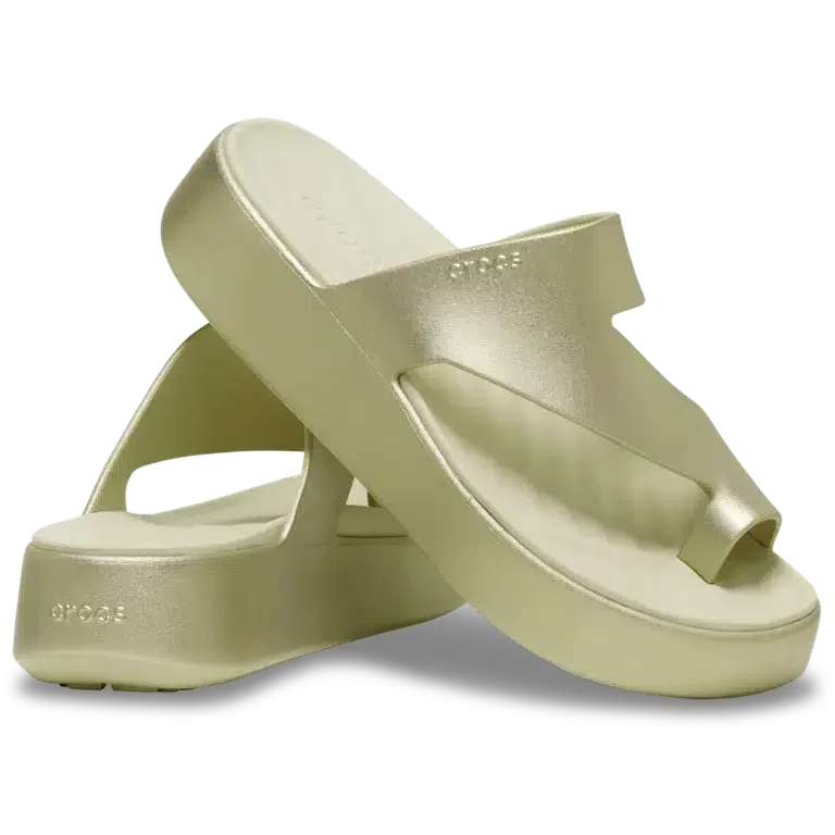 Getaway Metallic Platform Toe Loop Getaway Metallic Platform Toe Loop