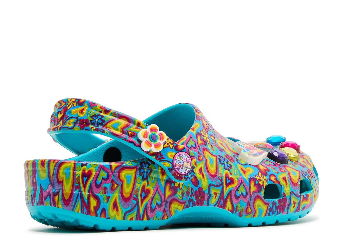 Lisa Frank x Classic Clog Kids ‘Digital Aqua Multi Hearts’ Lisa Frank x Classic Clog Kids ‘Digital Aqua Multi Hearts’