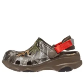 Realtree Edge All-Terrain Clogs “Brown Red”
