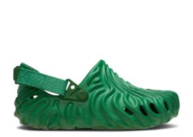 Salehe Bembury x Pollex Clog Kids ‘Curry’
