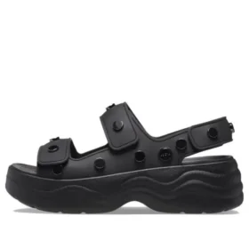 Skyline Studded Sandals “Black”